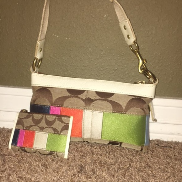 Coach Handbags - Handbag and matching wallet